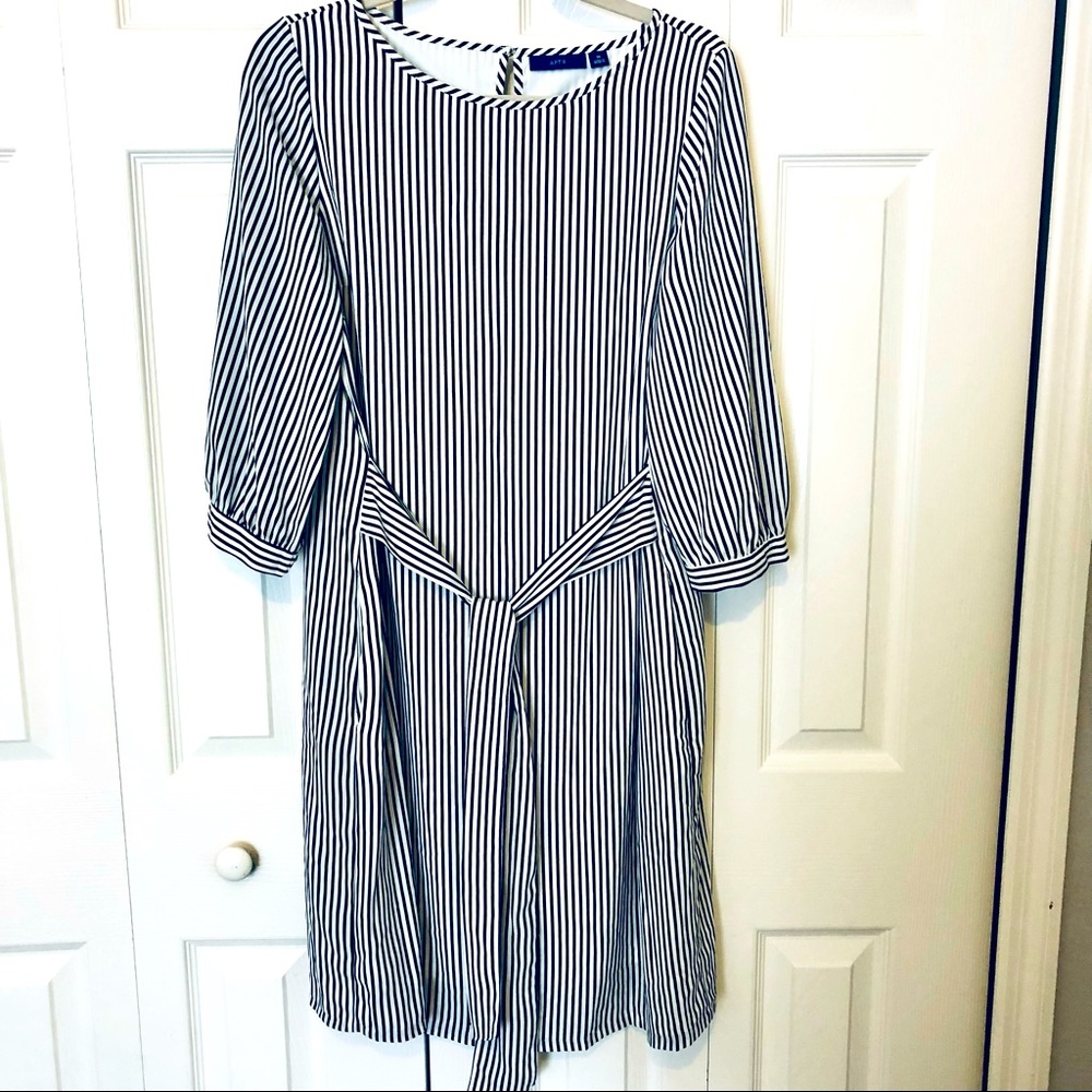 Apt 9 long sleeve navy and white striped dress M